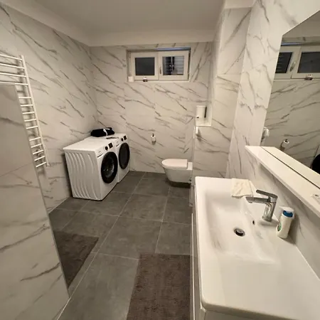 Lazaric Adria Apartment Pula