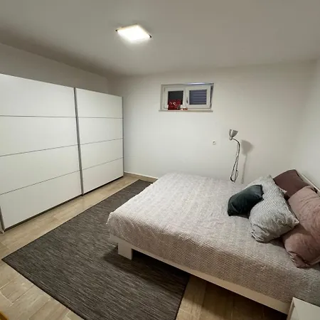 Apartamento Lazaric Adria
